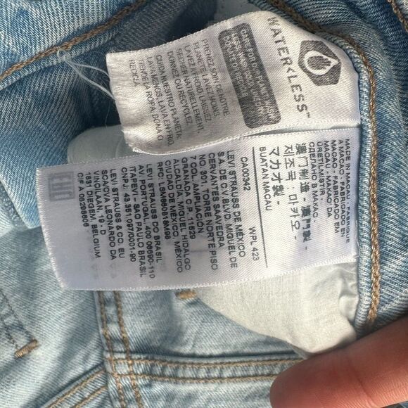 Levi’s 70’s high slim straight light wash 30 - Picture 5 of 8